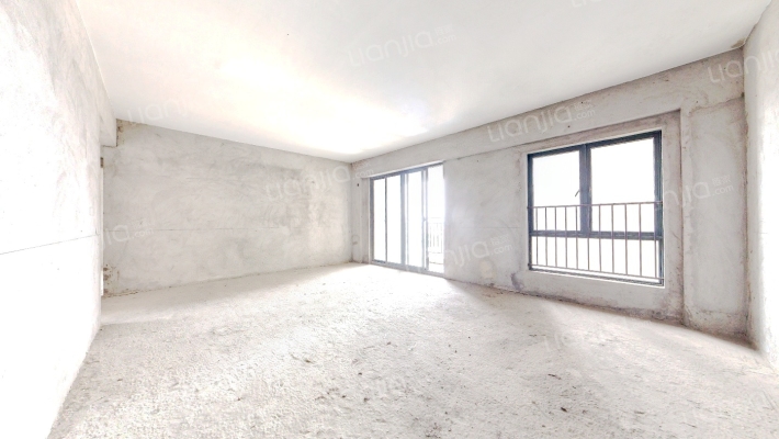 荣基嘉园二手房实景图