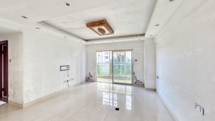 水岸名筑二手房实景图