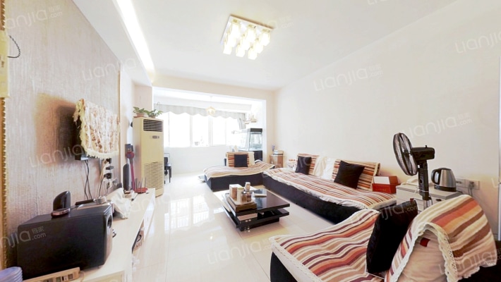 凯发花园二手房实景图