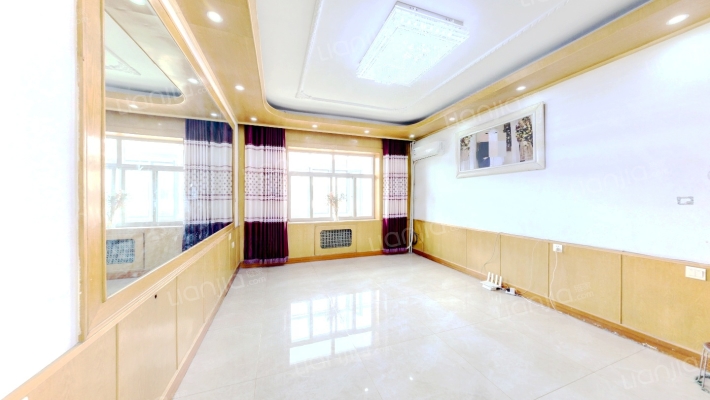 交警宿舍二手房实景图