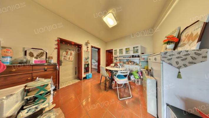 西马棚街35号二手房实景图