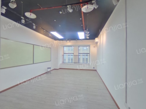 整租·力帆红星国际广场 1室1厅 东南