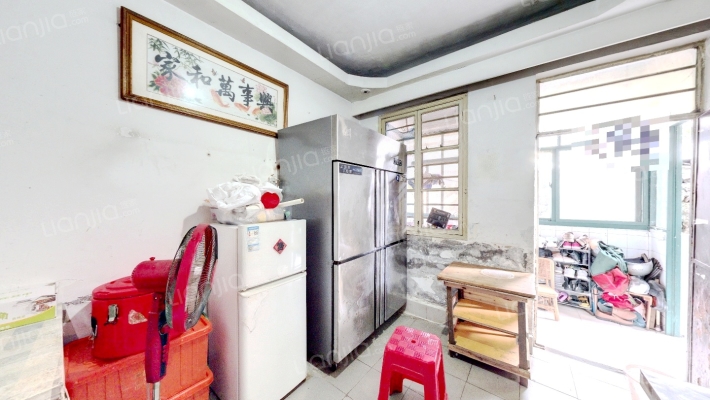 新财神殿前二手房实景图