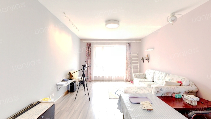 万顺空港融和广场雅仕阁公寓二手房实景图