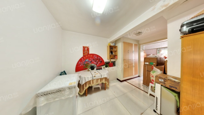 秦台里二手房实景图