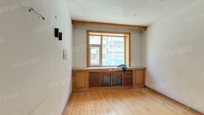 平治小区二手房实景图