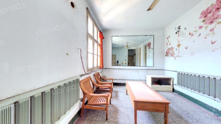 卫生局家属院二手房实景图