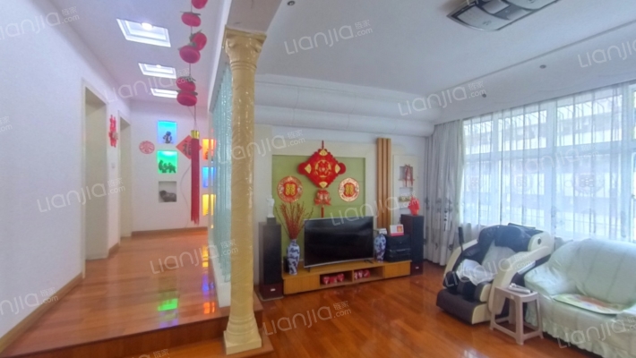 警校小区二手房实景图