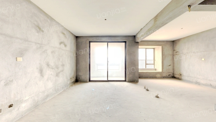 顺华乌龙江大区B区二手房实景图