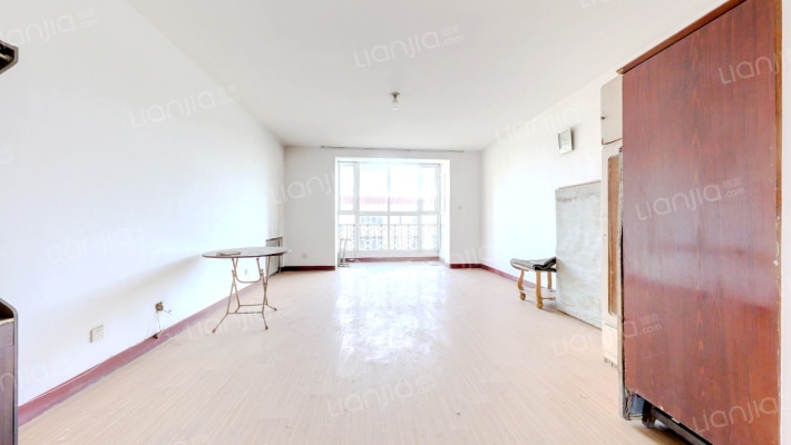 小马新村二手房实景图