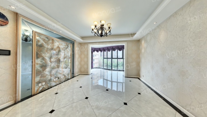 保利花园四期二手房实景图