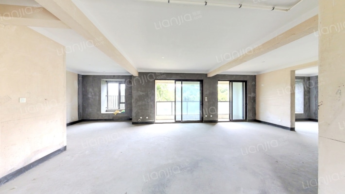 泊江府二手房实景图