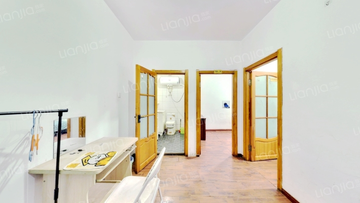 鸿景兴园二手房实景图