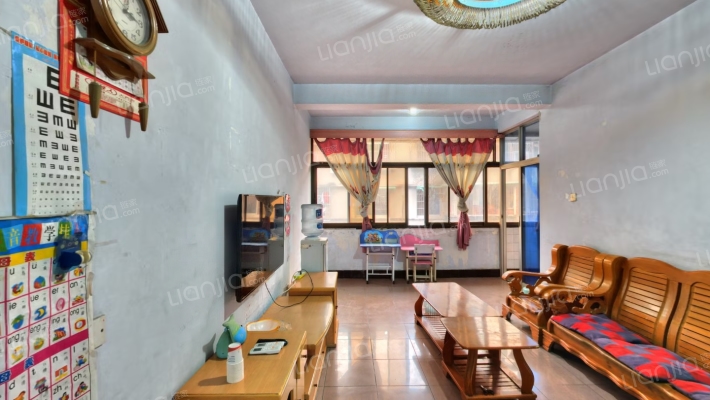 紫瑞一巷八号二手房实景图