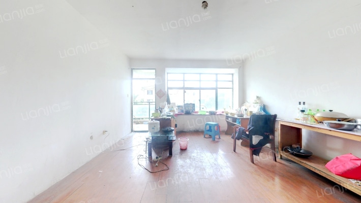 天亚水景城二手房实景图