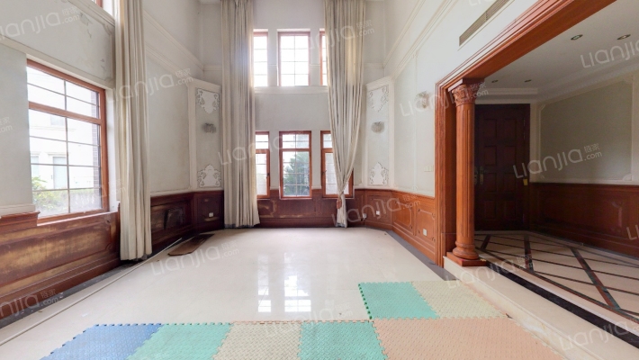 西郊庄园二手房实景图