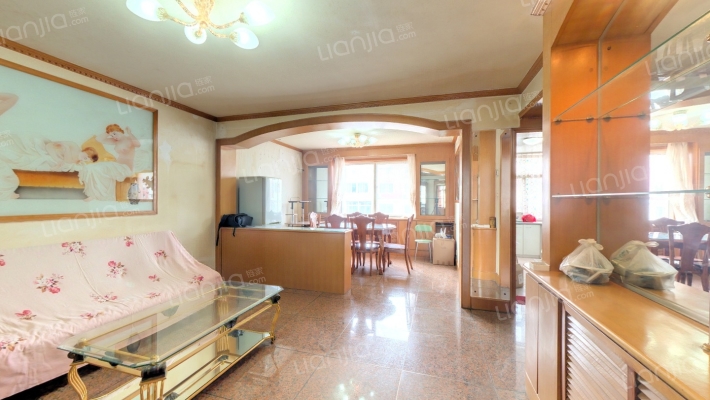 天泰新村一二期二手房实景图