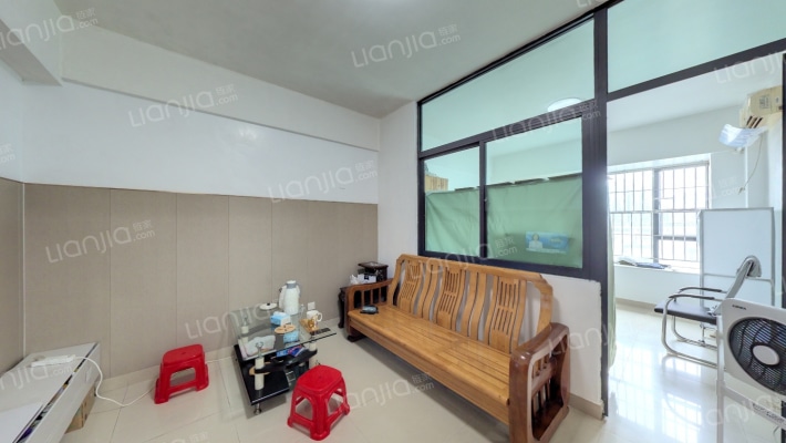 米兰丽都二手房实景图