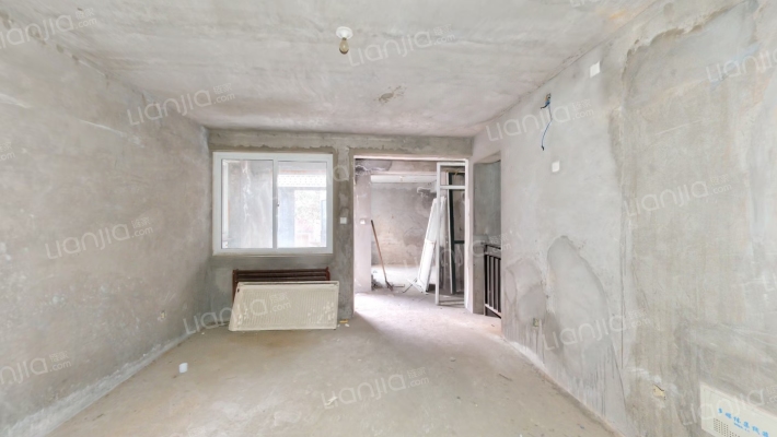 英伦春天二手房实景图