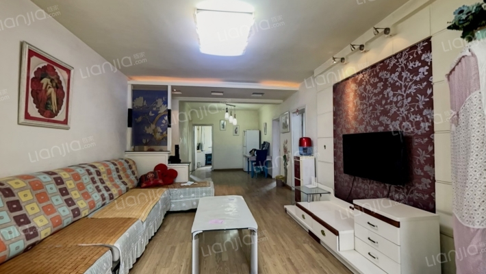 银露苑二手房实景图