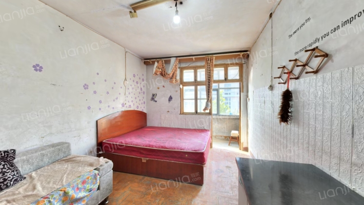 西站路67号院二手房实景图