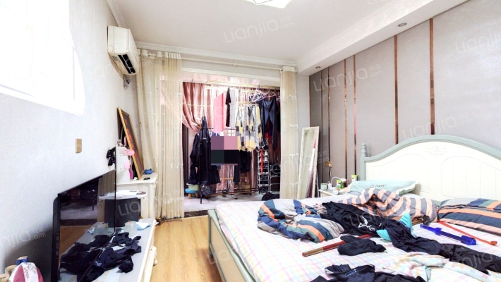 凤凰西街57号院二手房实景图