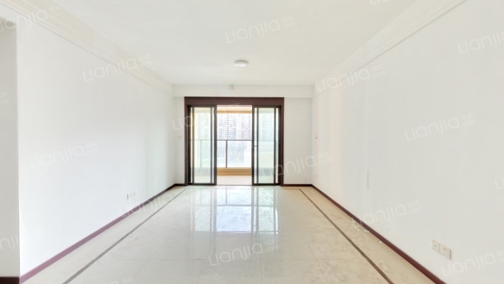 融创九棠府二期二手房实景图