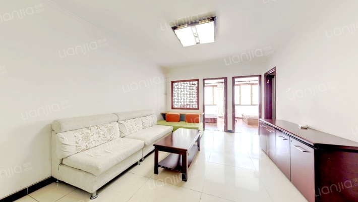 风尚国际公寓二手房实景图