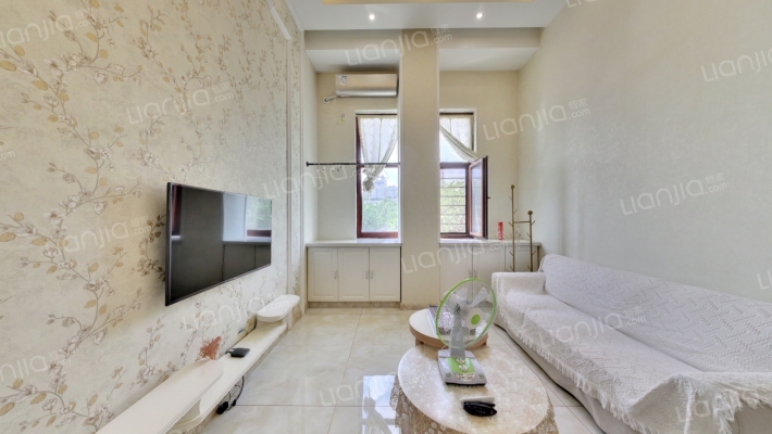 人和名苑二手房实景图