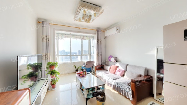 博雅盛世E区二手房实景图