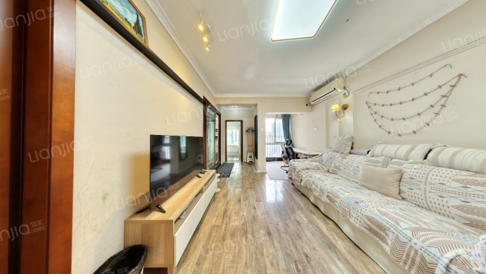 现代城华庭二手房实景图