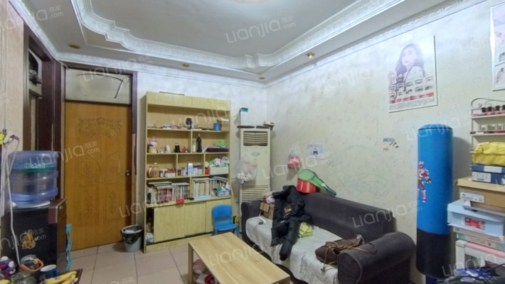 县食品公司楼二手房实景图