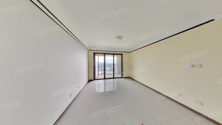 公园里二手房实景图