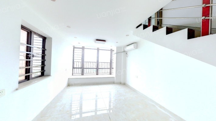 桂城丽日广场二手房实景图