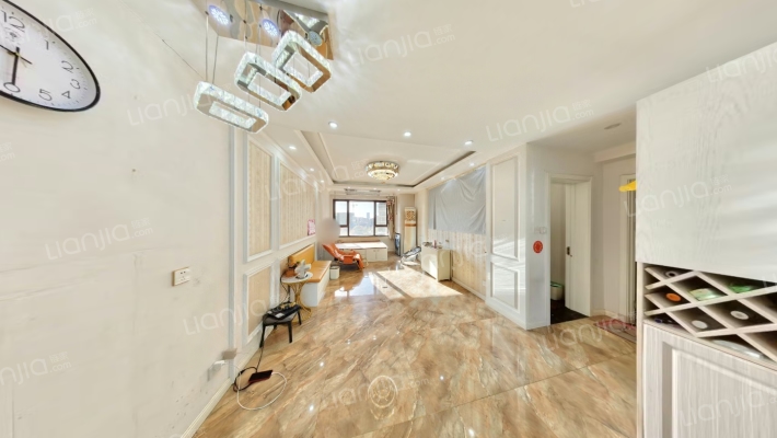 翡翠公元二手房实景图