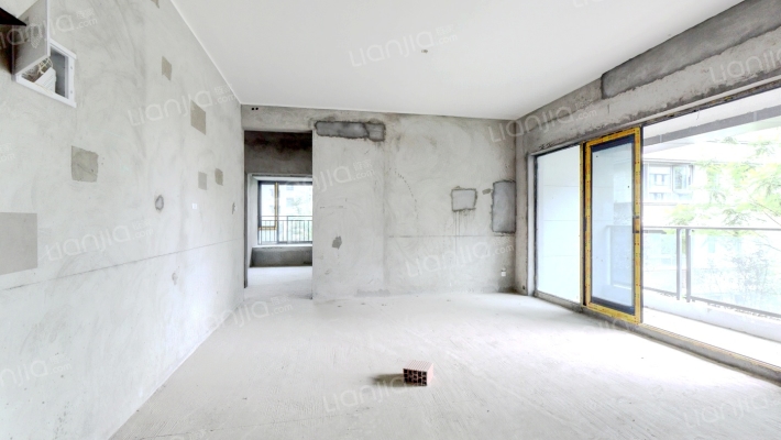 中凯华府二手房实景图