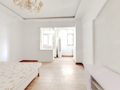 整租·名流美域 1室0厅 南