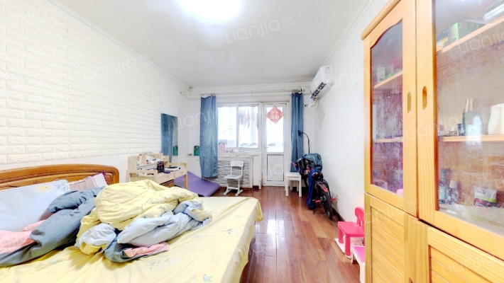 小红庙南里二手房实景图