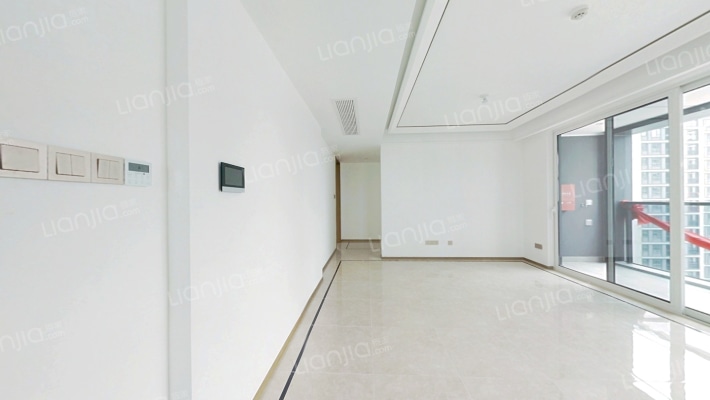 国际新城滨水嘉园二手房实景图