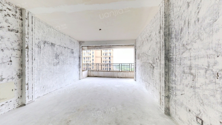 晴湾佳苑二期二手房实景图