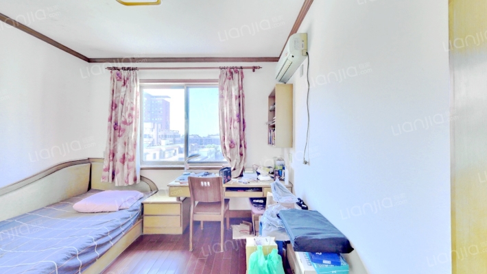 之华公寓二手房实景图