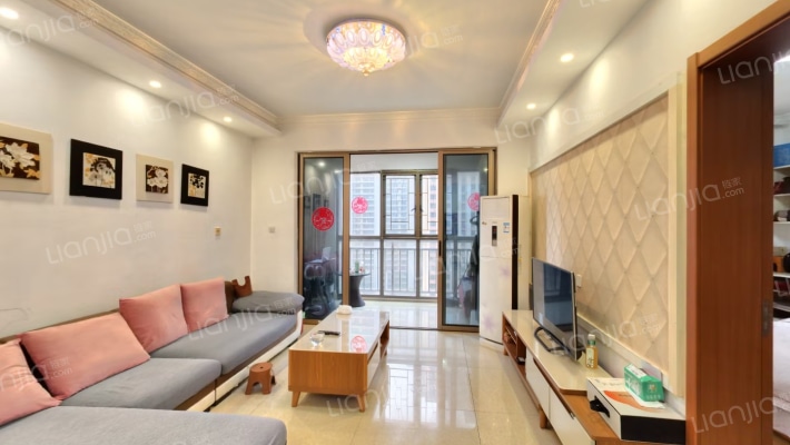 世茂铂翠湾二手房实景图