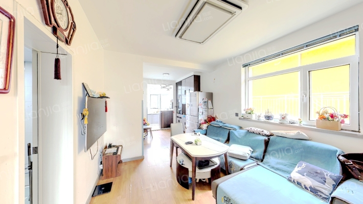 文华苑D区二手房实景图