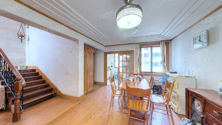 人民中路33弄小区二手房实景图