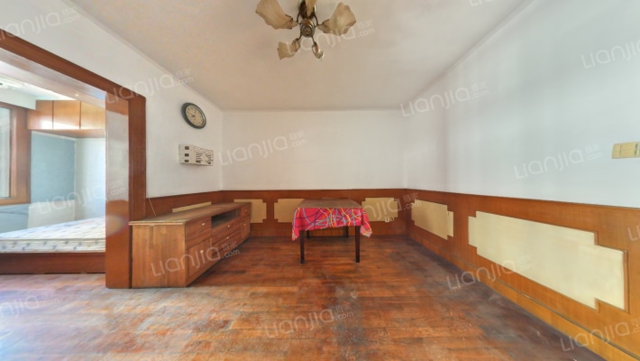 龙西新村二手房实景图