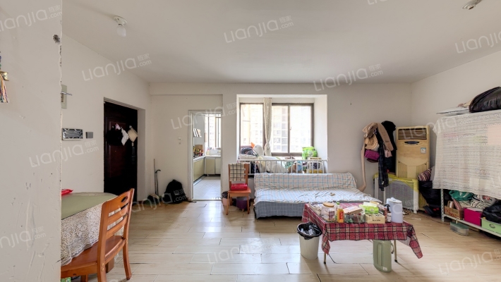 禹洲华侨城三期荷园二手房实景图