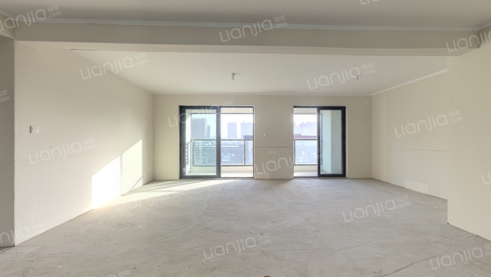 龙湖雅宝天钜二手房实景图