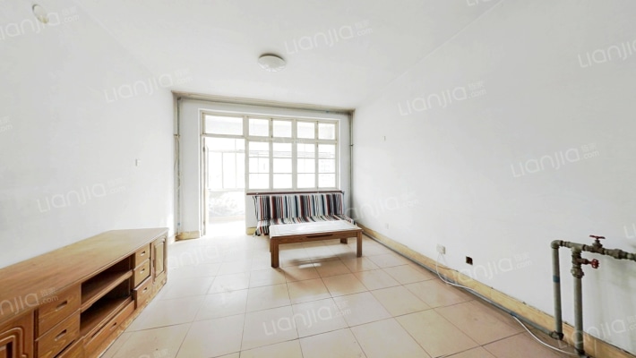 良种场小区二手房实景图