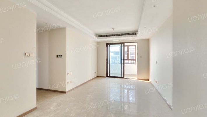 雅樾澜庭二手房实景图