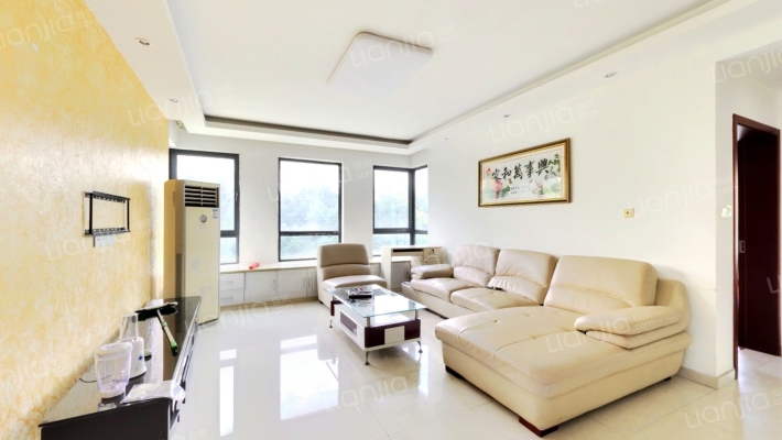 名仕豪庭(公寓)二手房实景图